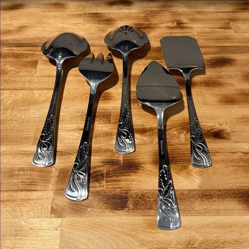 Lenox Holiday Oversized Hostess Serving Set of 5